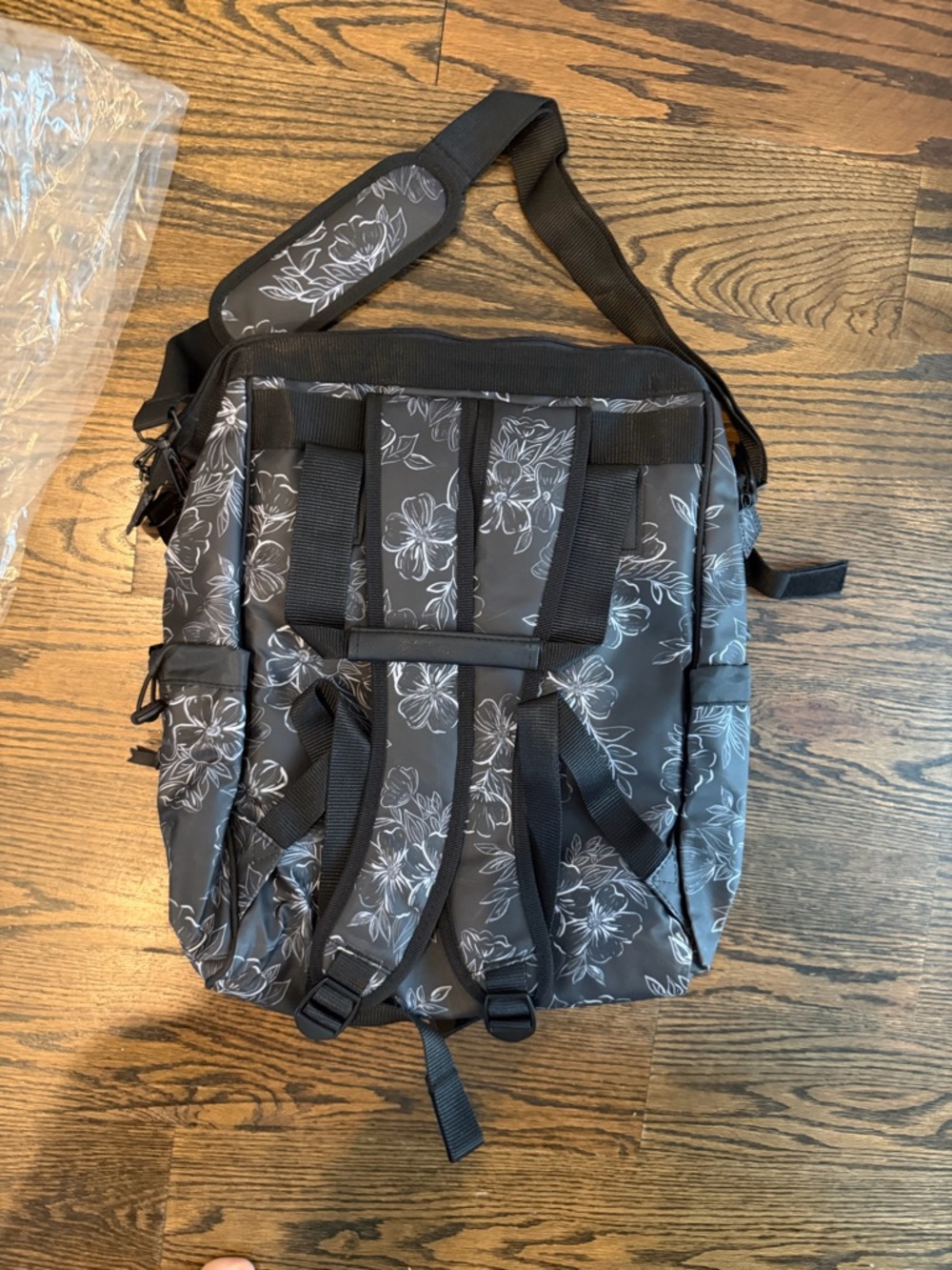 Jujube Dr. Mom structured diaper backpack Black Floral Print - Picture 3 of 9